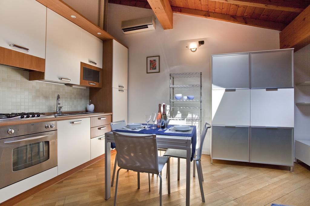 La Colombina Apartment Verona Phòng bức ảnh